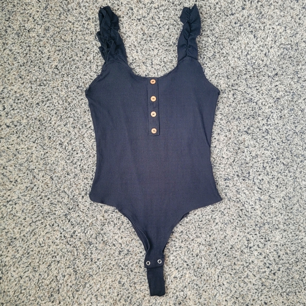 Forever 21 Ribbed Ruffle Strap Bodysuit